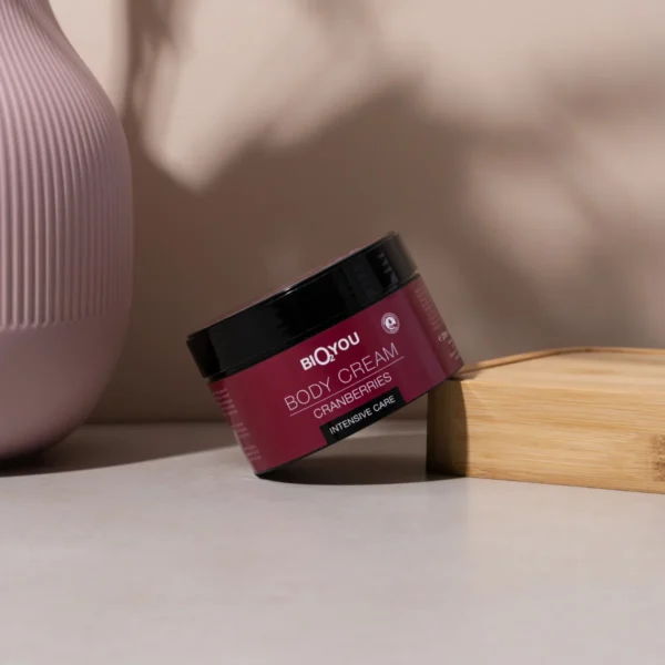 Bio2You Body Cream Cranberries – стягащ крем за тяло с червена боровинка и кофеин