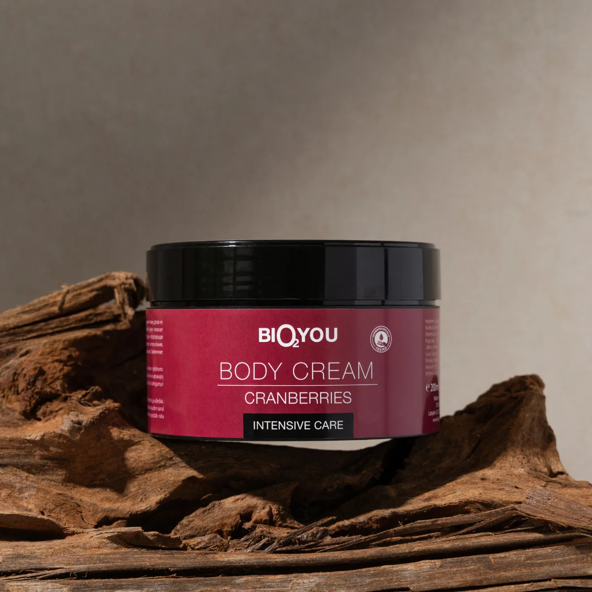 Bio2You Body Cream Cranberries – стягащ крем за тяло с червена боровинка и кофеин