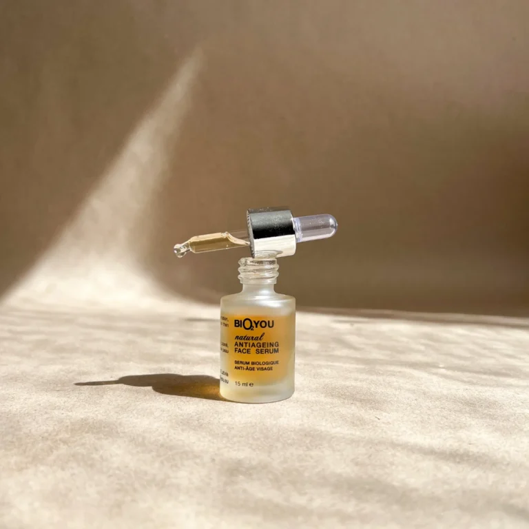 Bio2You Anti-Aging Serum 15ml – натурален концентрат с витамин С и бял равнец за пигментни петна